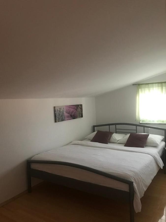 Sipic Lägenhet Vodice